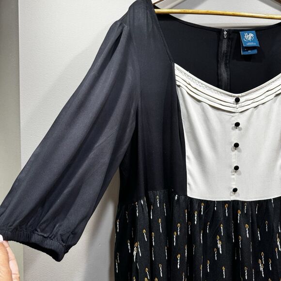 TORRID x HARRY POTTER  Womens Size 22 Great Hall Border Renaissance Style Dress - Picture 5 of 16